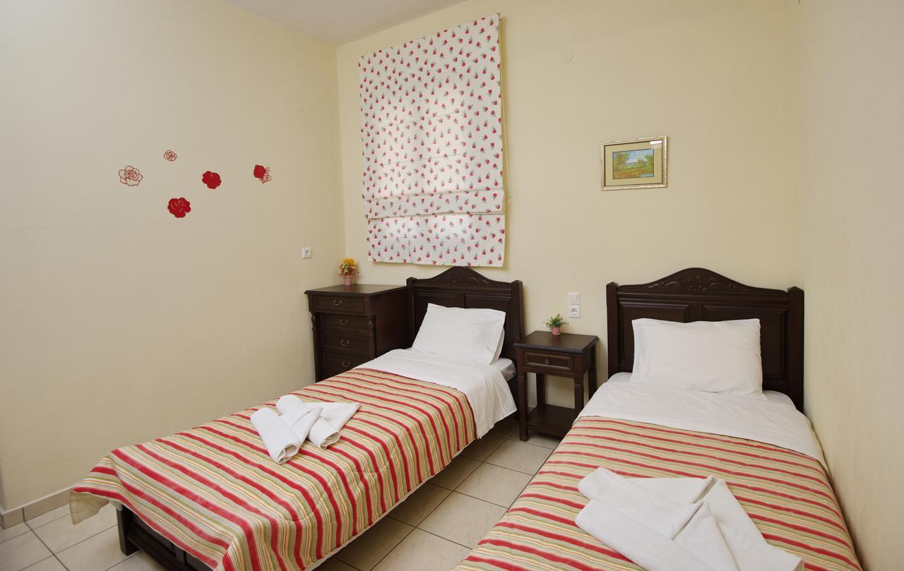 Appartement Pansion Nikos à Patitírion Extérieur photo